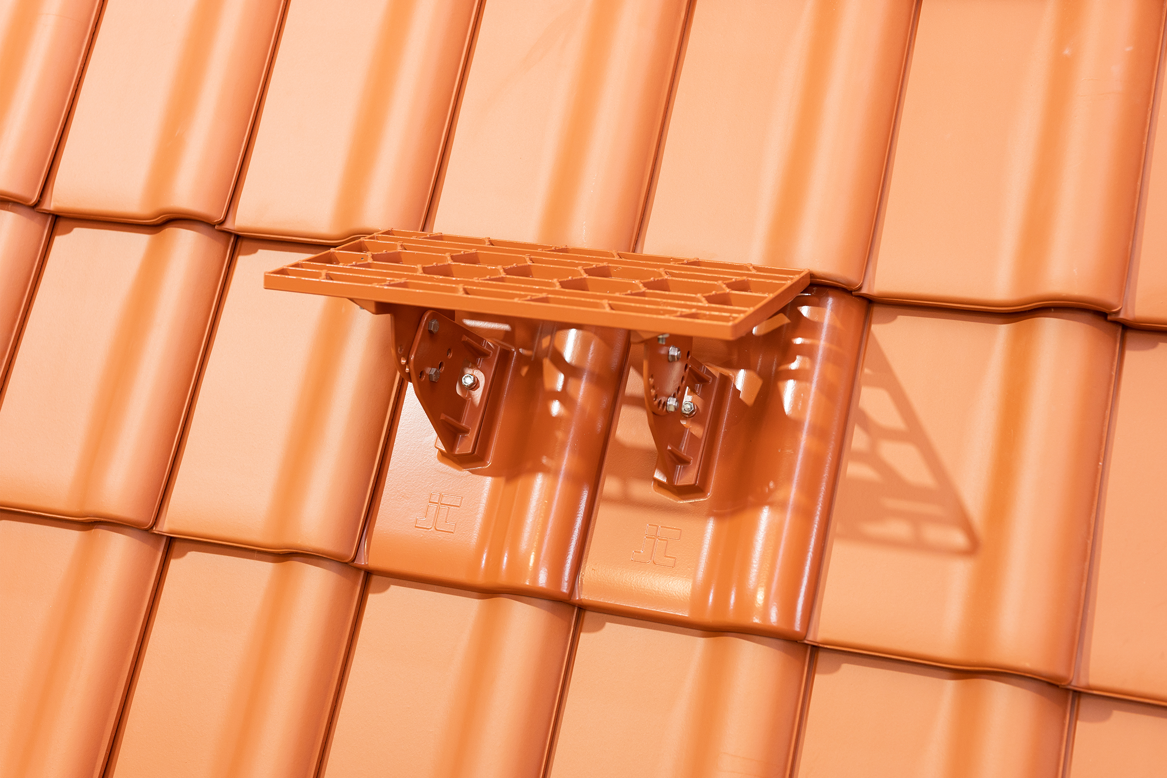 Kurzrost für eine sichere Dachbegehung