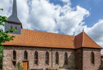 Trinitatis-Kirche mit dem Hohlfalzziegel Z5