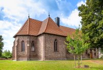 Trinitatis-Kirche mit dem Hohlfalzziegel Z5