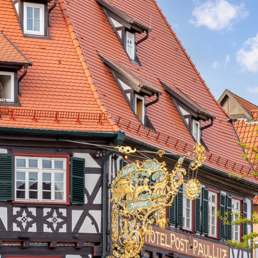 Ausgeführt durch Zimmerei Seidt aus Alpirsbach, denkmalgeschütztes Hotel Post in Nagold.