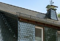 Saniertes Einfamilienhaus mit Biberschwanzziegel in tannengrün