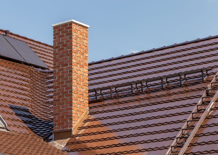 Klinkerhaus mit Biberschwanzziegel in maronenbraun