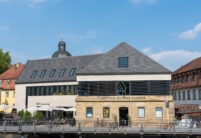 Zentrum Welterbe mit Biberschwanzziegel Geradschnitt in polargrau