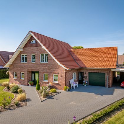 Schönes inspirierendes Klinkeranwesen mit Dachziegel Z2 in altrot