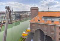 Flechtheimspeicher Münster mit Flachdachziegel J13v in naturrot