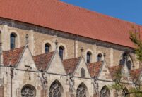 Domkirche St. Blasii von unten nach oben fotografiert