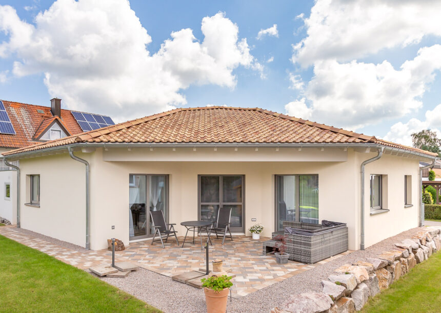 Bungalow mit Blick auf die Terrasse, auf dem Dach Marko in Bella Casa