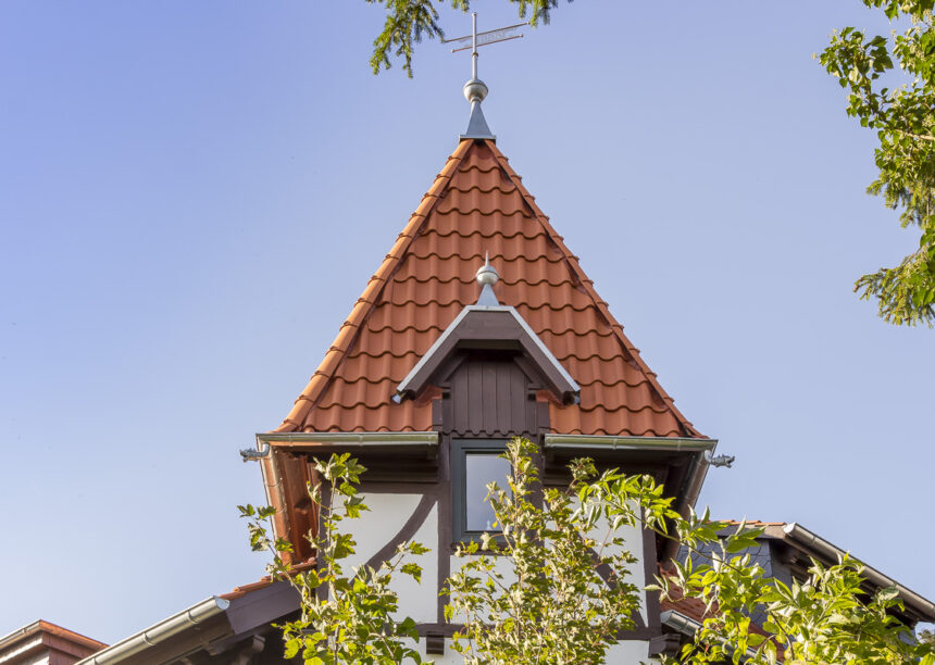 Historische Villa mit Hohlfalzziegel Z5