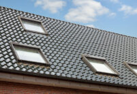 Klinkerhaus mit tannengrünem Dachziegel Z5 in der Detailansicht