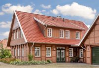 Modernes Bauernhaus mit Hohlfalzziegel Z5 »variwell«
