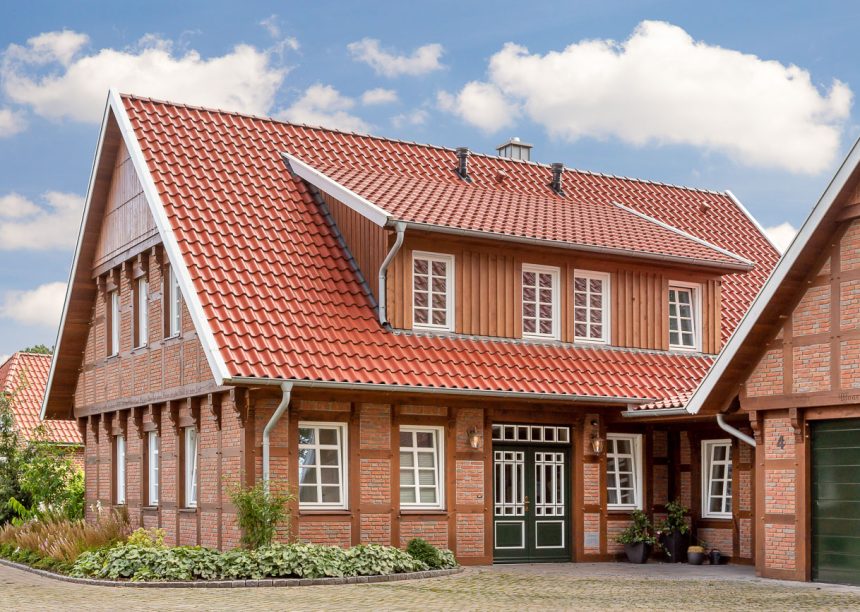 Modernes Bauernhaus mit Hohlfalzziegel Z5 »variwell«