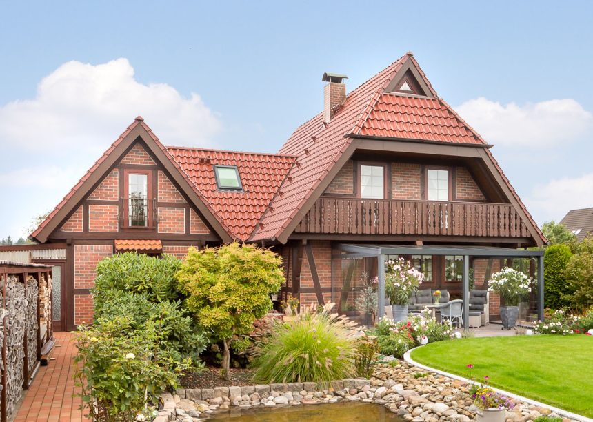 Modernes Landhaus mit Hohlfalzziegel Z5