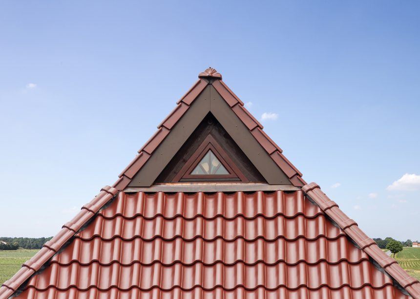 Modernes Landhaus mit Hohlfalzziegel Z5