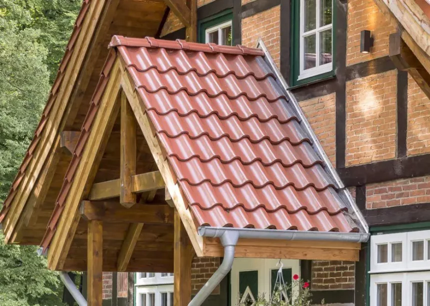 Modernes Bauernhaus mit Hohlfalzziegel Z5 »variwell«