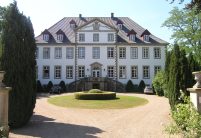 Hohlfalzziegel Z5 »variwell« auf dem Dach von Schloss Bruche