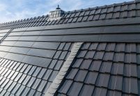 Trendziegel J160 mit J160-PV Photovoltaikanlage, hier mit Solaranlage Details