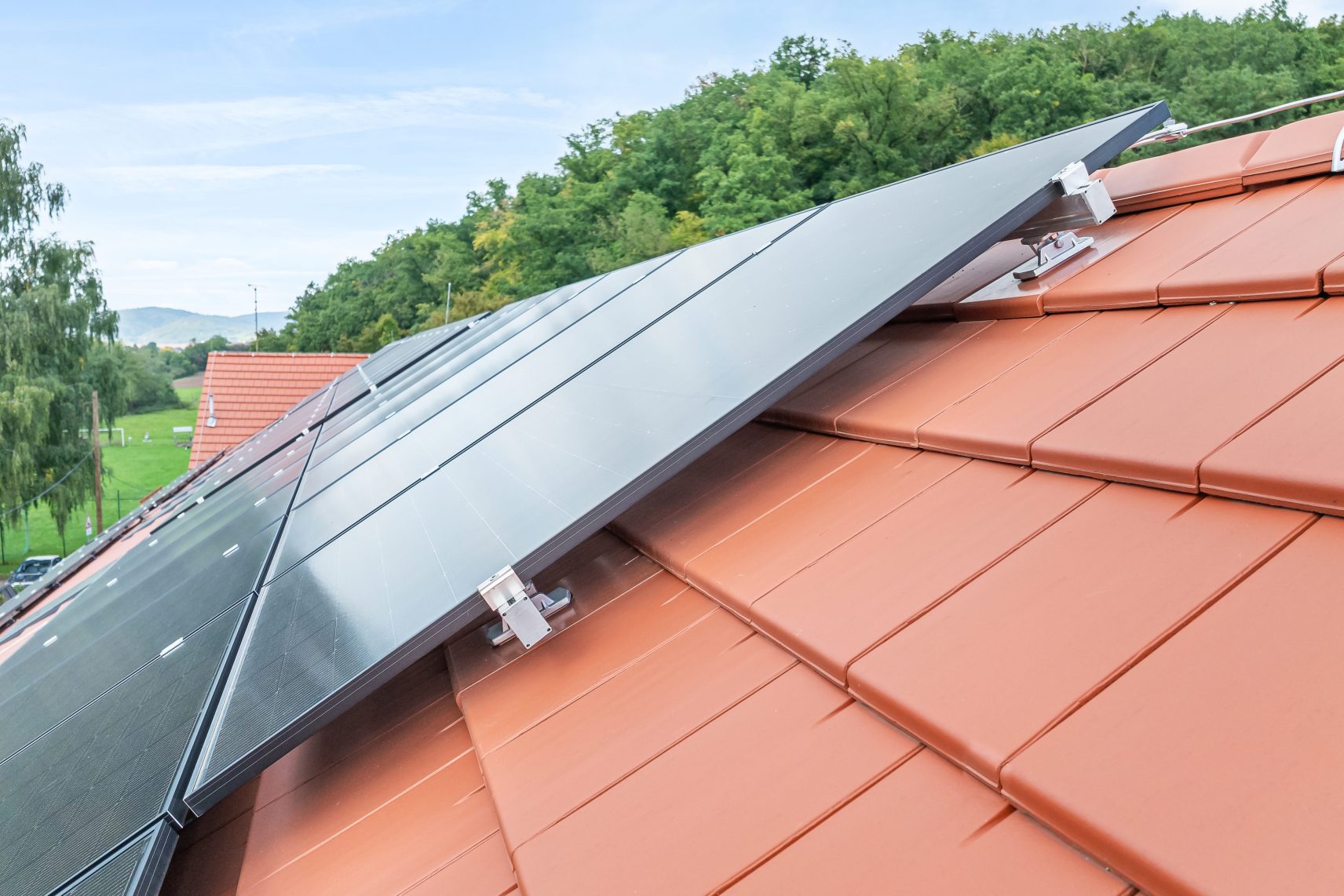 Top Aufnahme vom nichtkeramischen Solarzubehör Solarträger